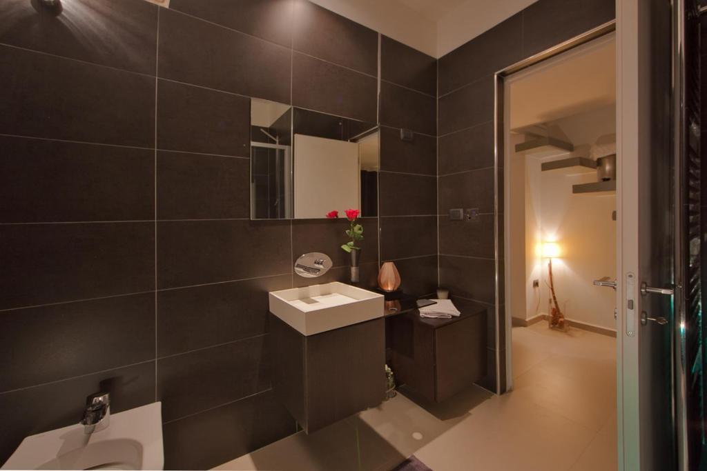 Zenthe Small Luxury B&B บรินดิซิ ภายนอก รูปภาพ